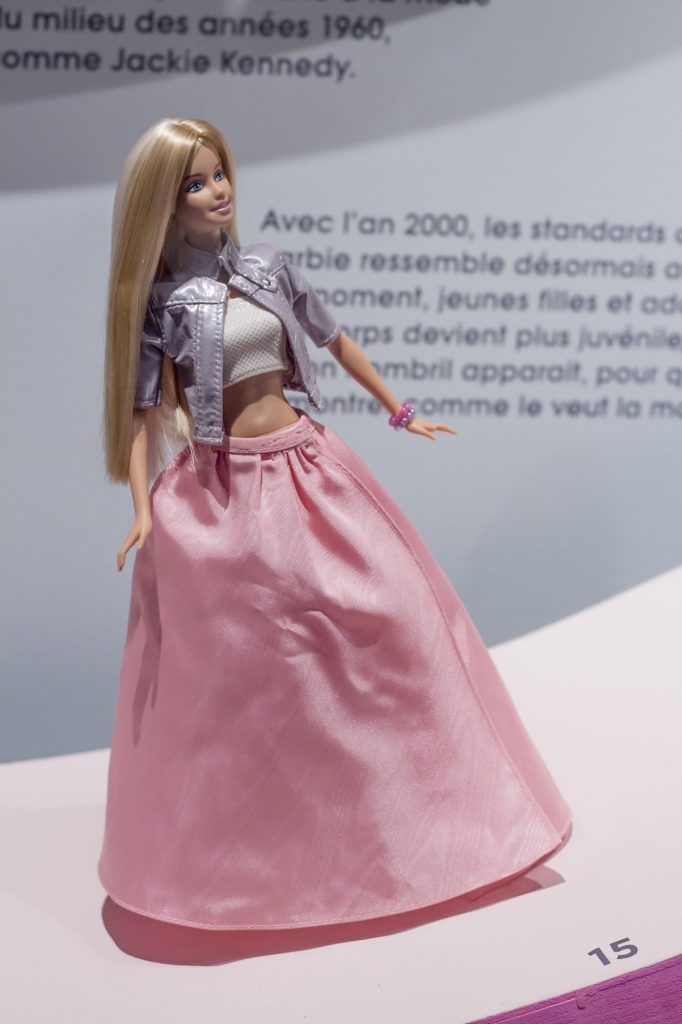 La petite vie de Ci Exposition Barbie 00023