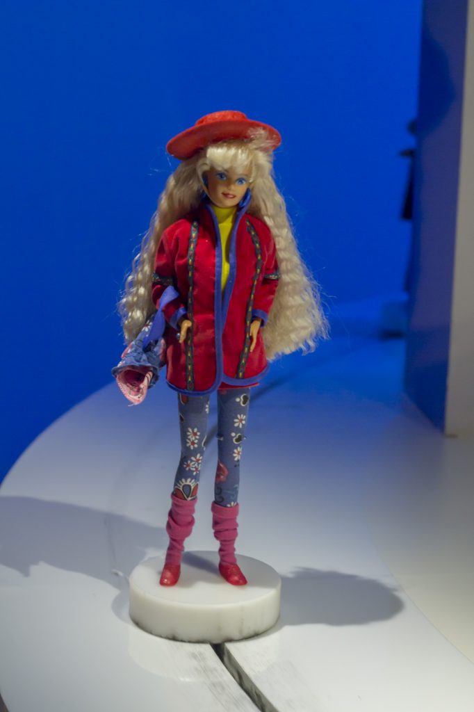 La petite vie de Ci Exposition Barbie 00079